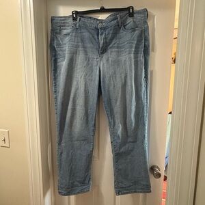 NYDJ Boyfriend Jeans - Soft Blue